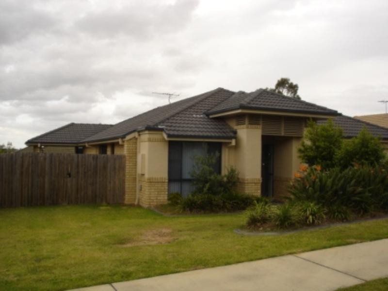 13 Ashbourne, Goodna QLD 4300