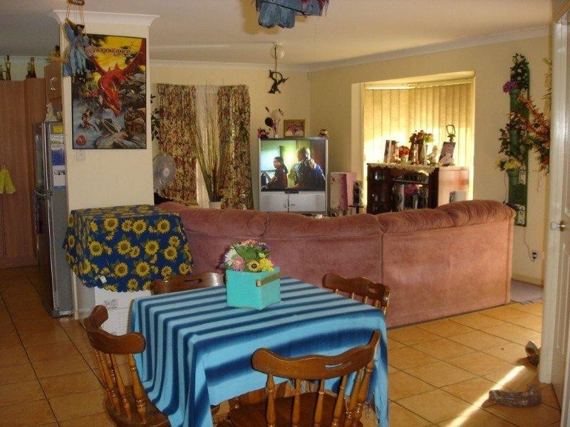 22 Mckerrow, Goodna QLD 4300