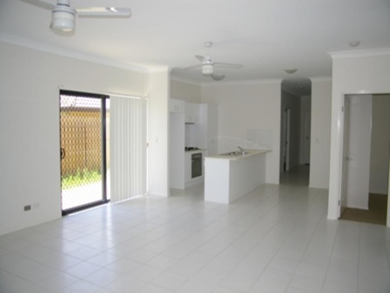 12 Wright Avenue, Redbank Plains QLD 4301