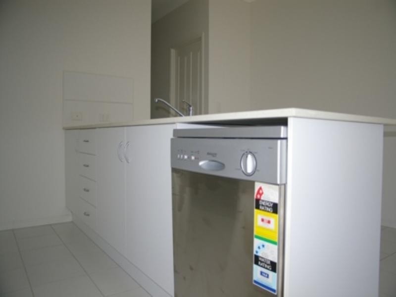 12 Wright Avenue, Redbank Plains QLD 4301