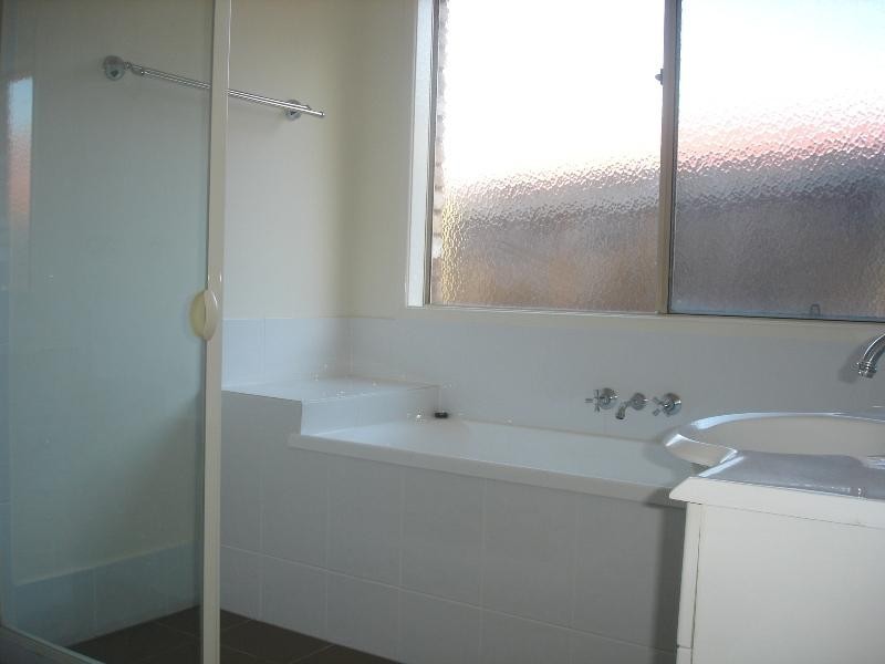 10 Clarke Court, Collingwood Park QLD 4301