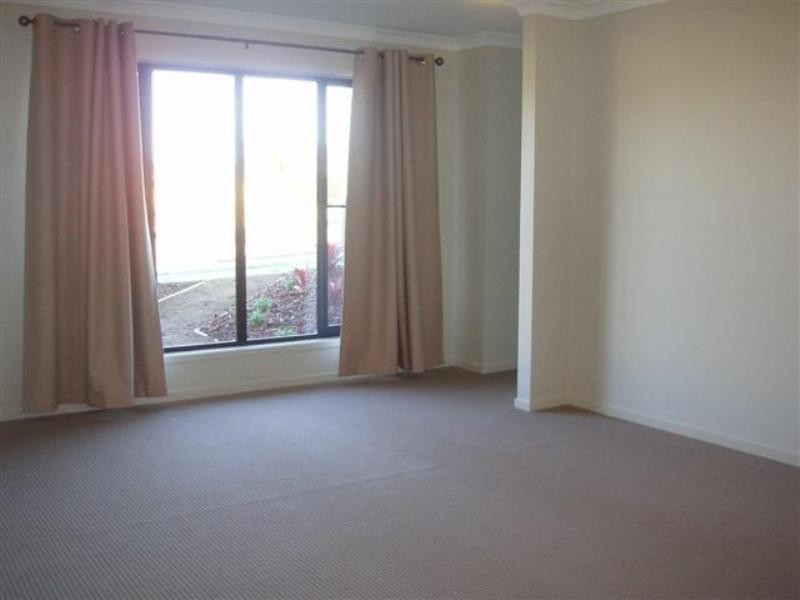 Redbank Plains QLD 4301