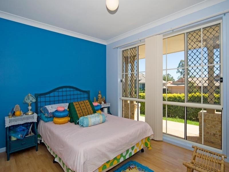 30 Whitmore Crescent, Goodna QLD 4300