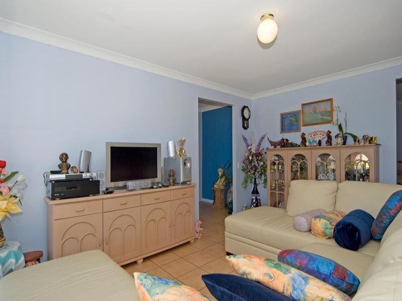30 Whitmore Crescent, Goodna QLD 4300