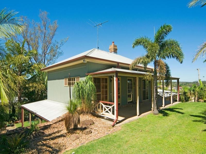 4 School Road, Redbank Plains QLD 4301