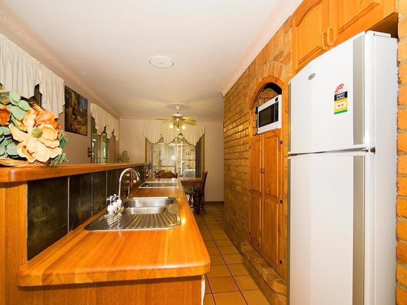 4 School Road, Redbank Plains QLD 4301