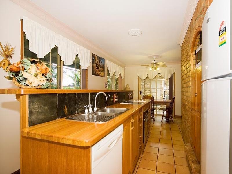 4 School Road, Redbank Plains QLD 4301