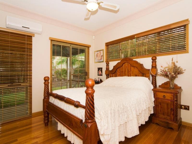 4 School Road, Redbank Plains QLD 4301