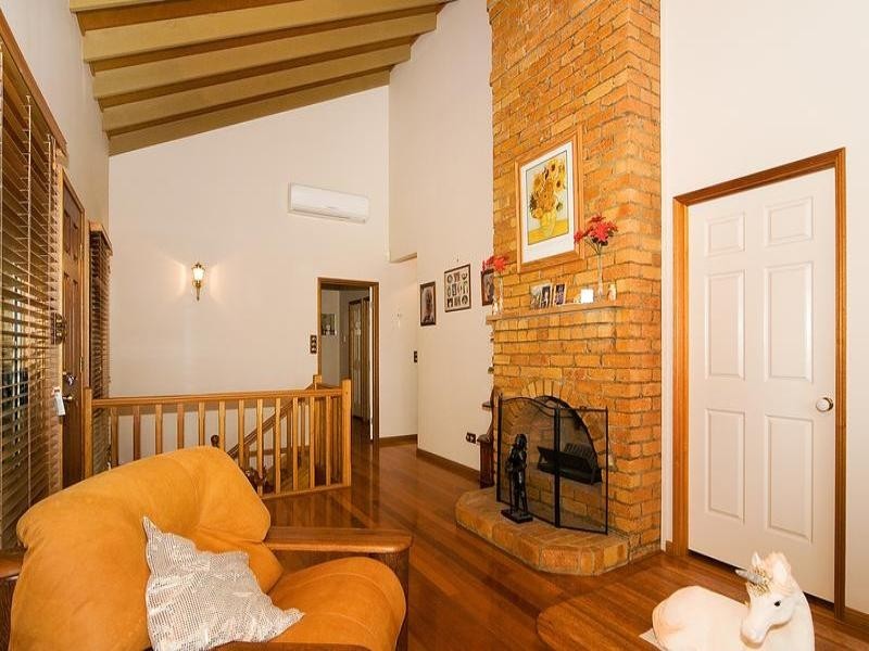 4 School Road, Redbank Plains QLD 4301