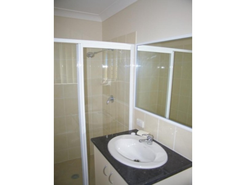2/54 Berrigan Street, Redbank Plains QLD 4301