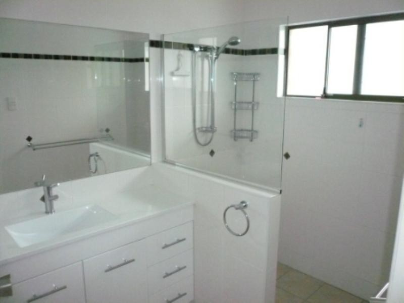 31 Kennedy Drive, Redbank Plains QLD 4301