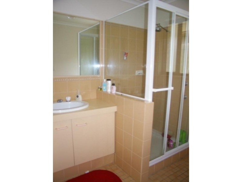 4/25 Henty Drive, Redbank Plains QLD 4301