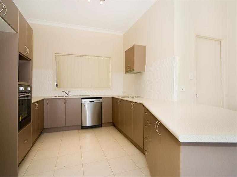 49 Esperance Crescent, Springfield Lakes QLD 4300