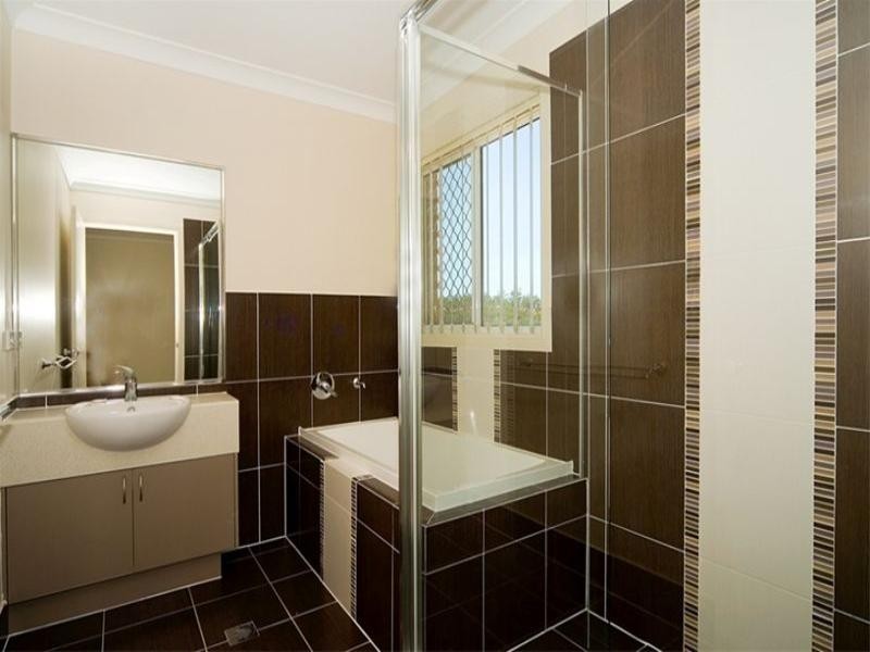 49 Esperance Crescent, Springfield Lakes QLD 4300