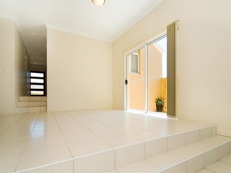 49 Esperance Crescent, Springfield Lakes QLD 4300