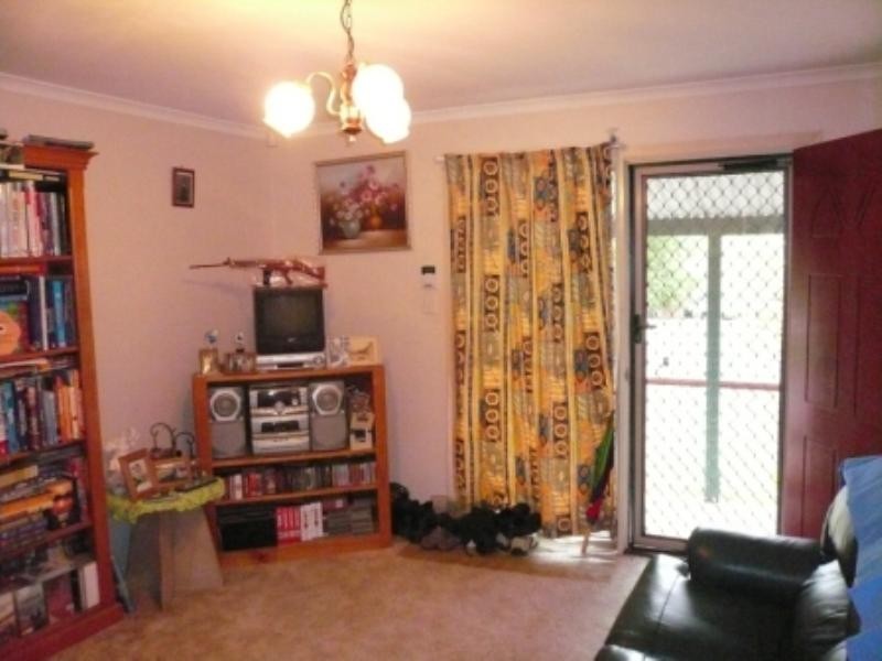 1/26 & 2 Cameron Street, Redbank Plains QLD 4301
