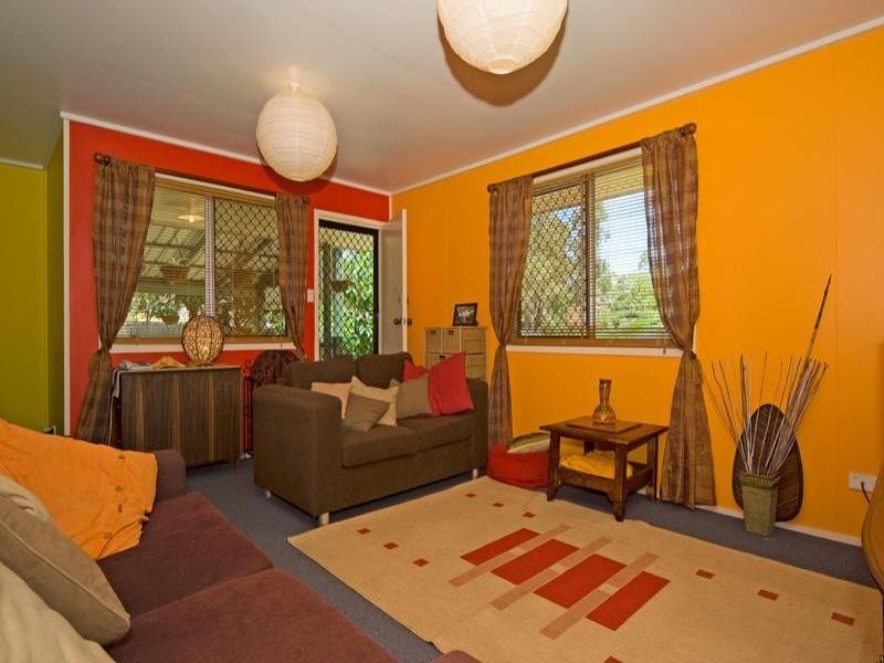 33 Dowden, Goodna QLD 4300