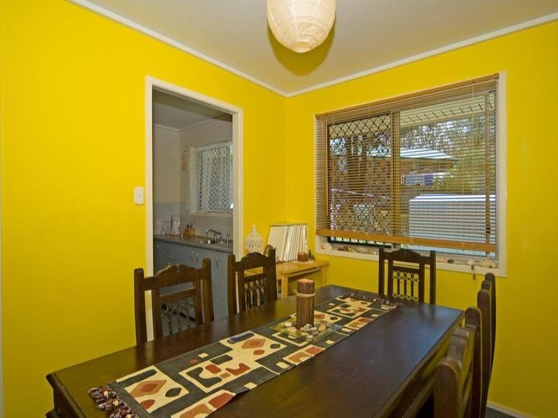 33 Dowden, Goodna QLD 4300