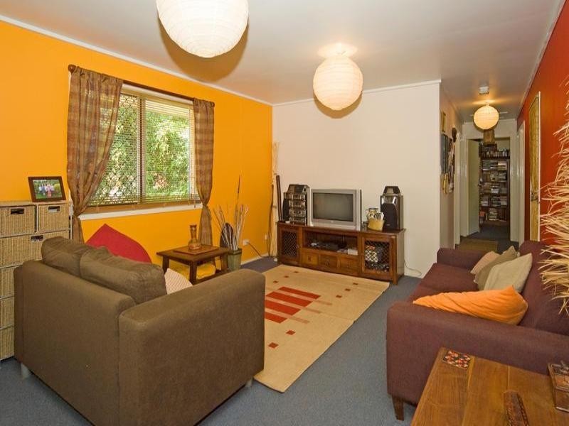 33 Dowden, Goodna QLD 4300