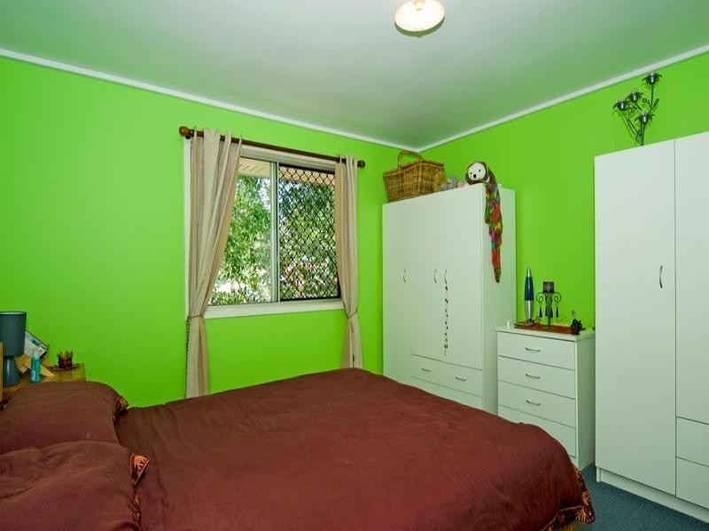 33 Dowden, Goodna QLD 4300