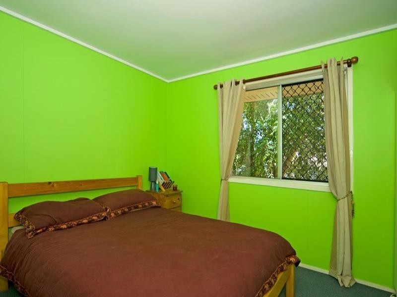 33 Dowden, Goodna QLD 4300