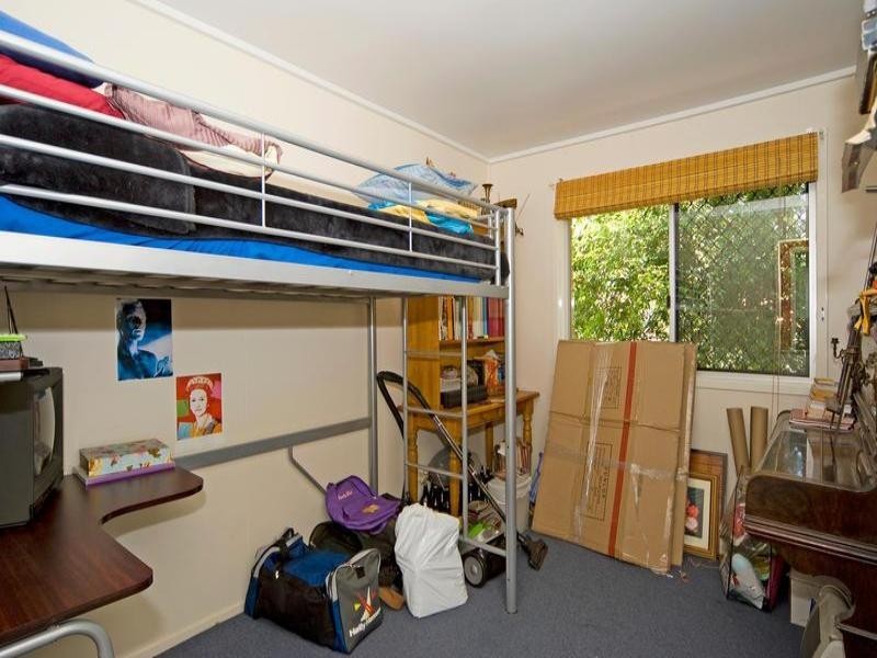 33 Dowden, Goodna QLD 4300