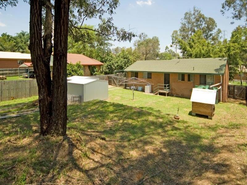 33 Dowden, Goodna QLD 4300