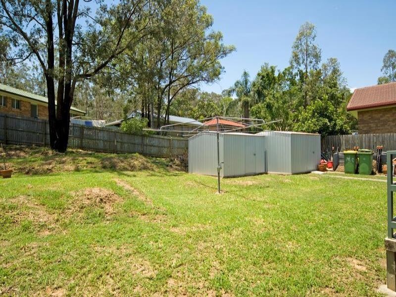 33 Dowden, Goodna QLD 4300
