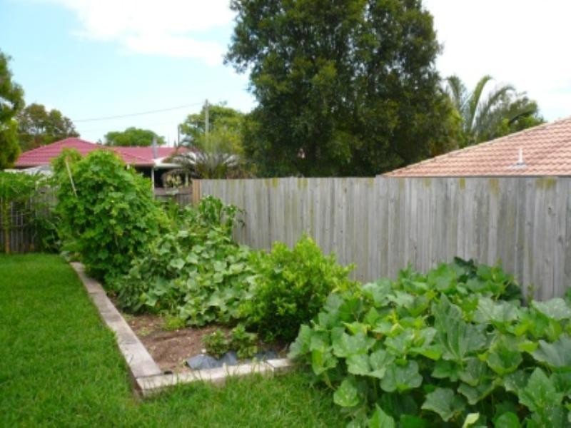 Redbank Plains QLD 4301