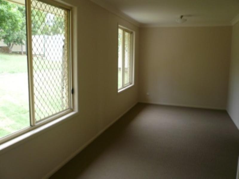 9 Killarney Court, Redbank Plains QLD 4301