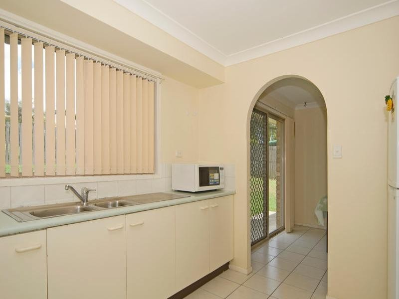 5 Fisher Street, Collingwood Park QLD 4301