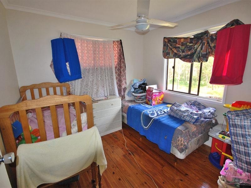 27 Hillier, Goodna QLD 4300