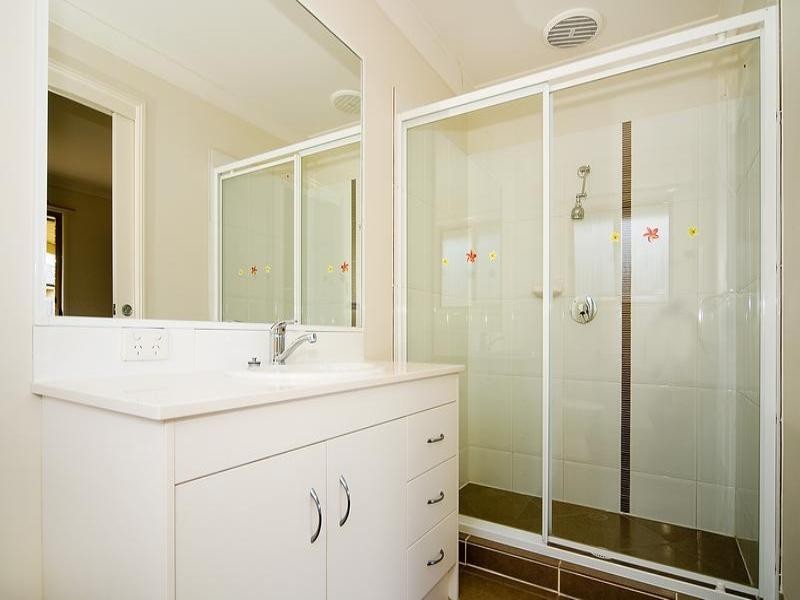 15 Bassili Drive, Collingwood Park QLD 4301