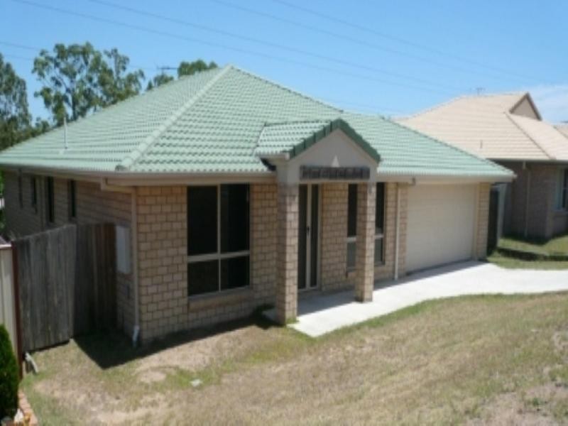 11 Sutherland Crescent, Goodna QLD 4300