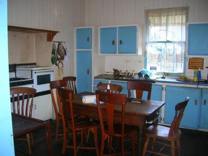 14 Albert Street, Goodna QLD 4300