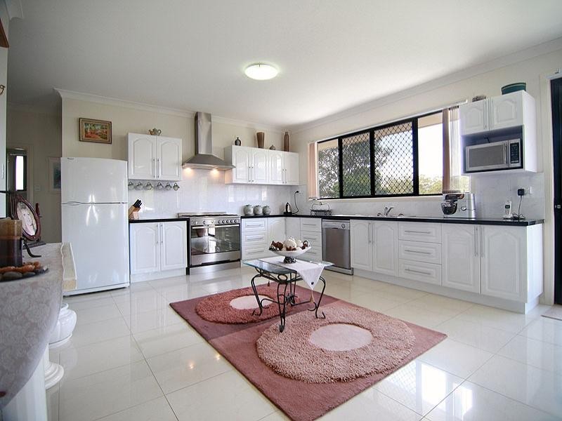 Collingwood Park QLD 4301