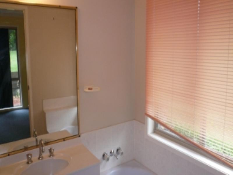 10 McCormack Court, Collingwood Park QLD 4301