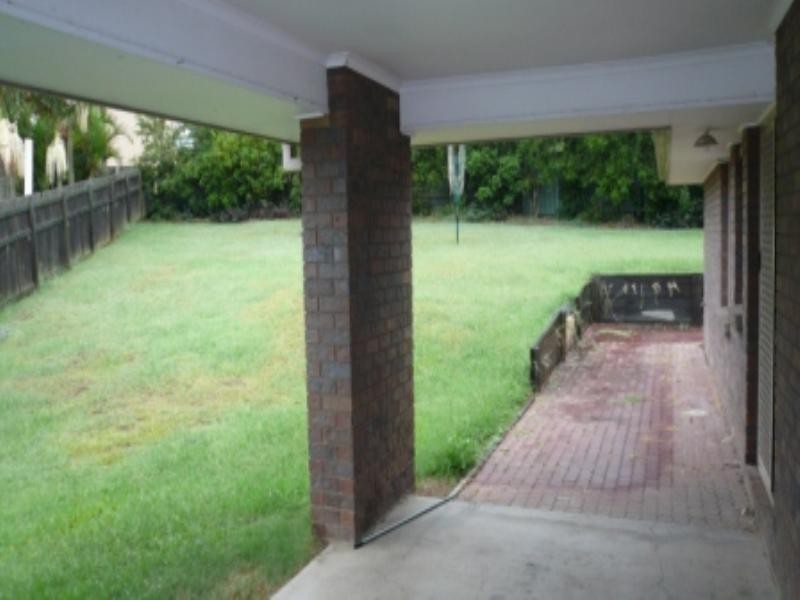 10 McCormack Court, Collingwood Park QLD 4301