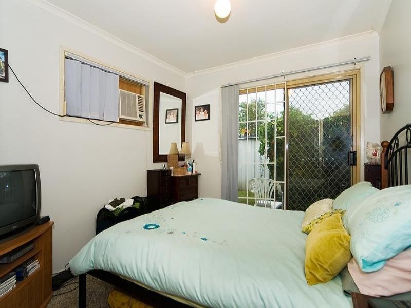 4/21 Henty Drive, Redbank Plains QLD 4301