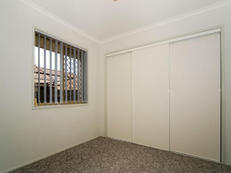 1/21 Henty Drive, Redbank Plains QLD 4301