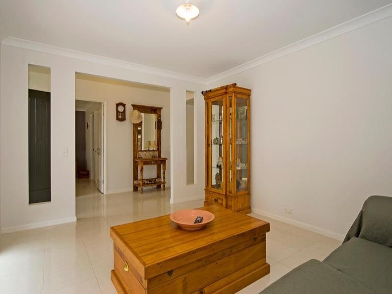 11 Macswiney Street, Collingwood Park QLD 4301