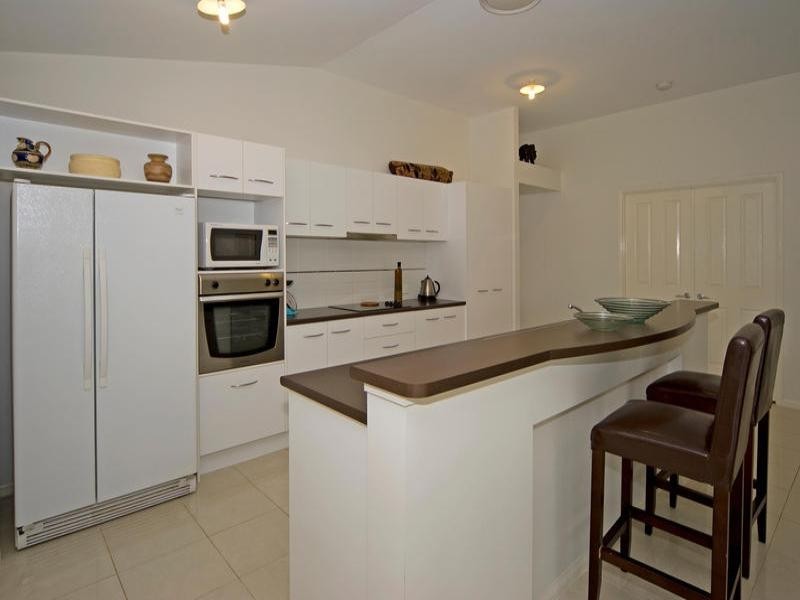 11 Macswiney Street, Collingwood Park QLD 4301
