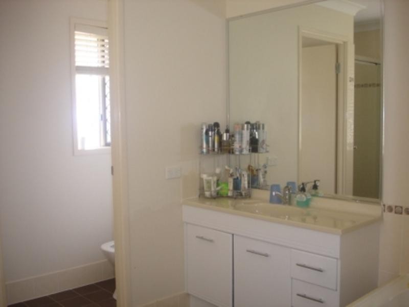 Collingwood Park QLD 4301