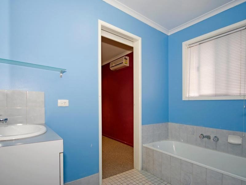 6 Craig Street, Redbank Plains QLD 4301