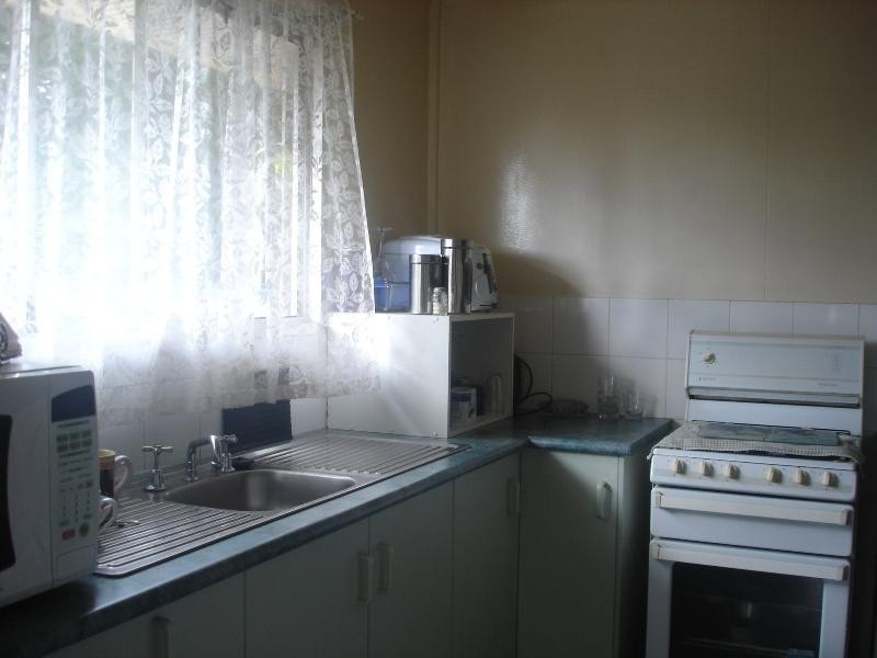 2 Arkins Crescent, Goodna QLD 4300