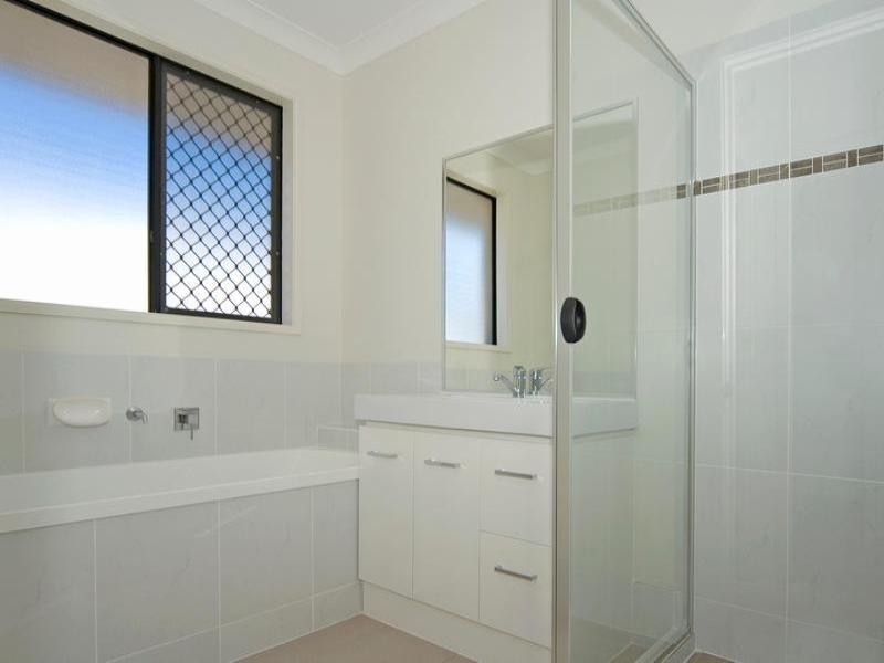 14 Bellbird Drive, Bellbird Park QLD 4300