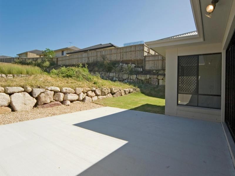 14 Bellbird Drive, Bellbird Park QLD 4300