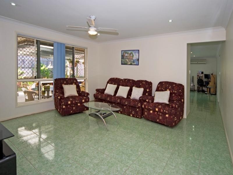 15 Forest View Crescent, Springfield QLD 4300