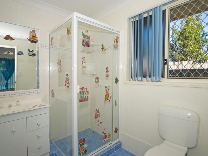 15 Forest View Crescent, Springfield QLD 4300