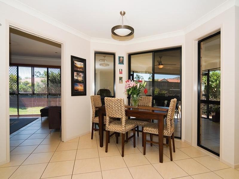 17 De Marce Court, Springfield Lakes QLD 4300